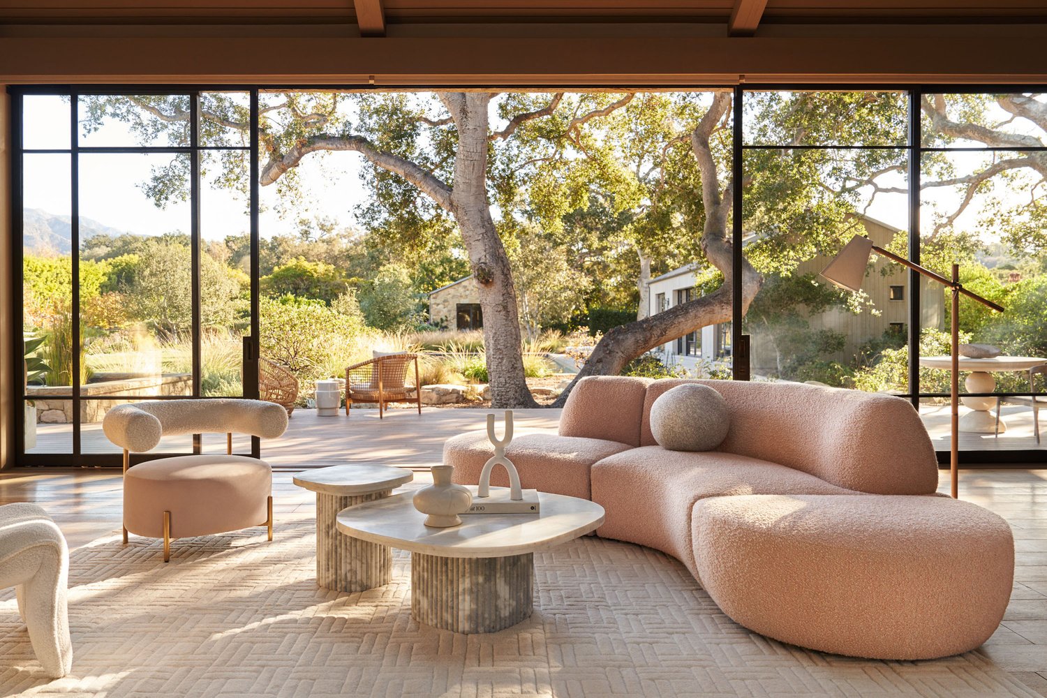 ANTHROPOLOGIE Suite Deluxe