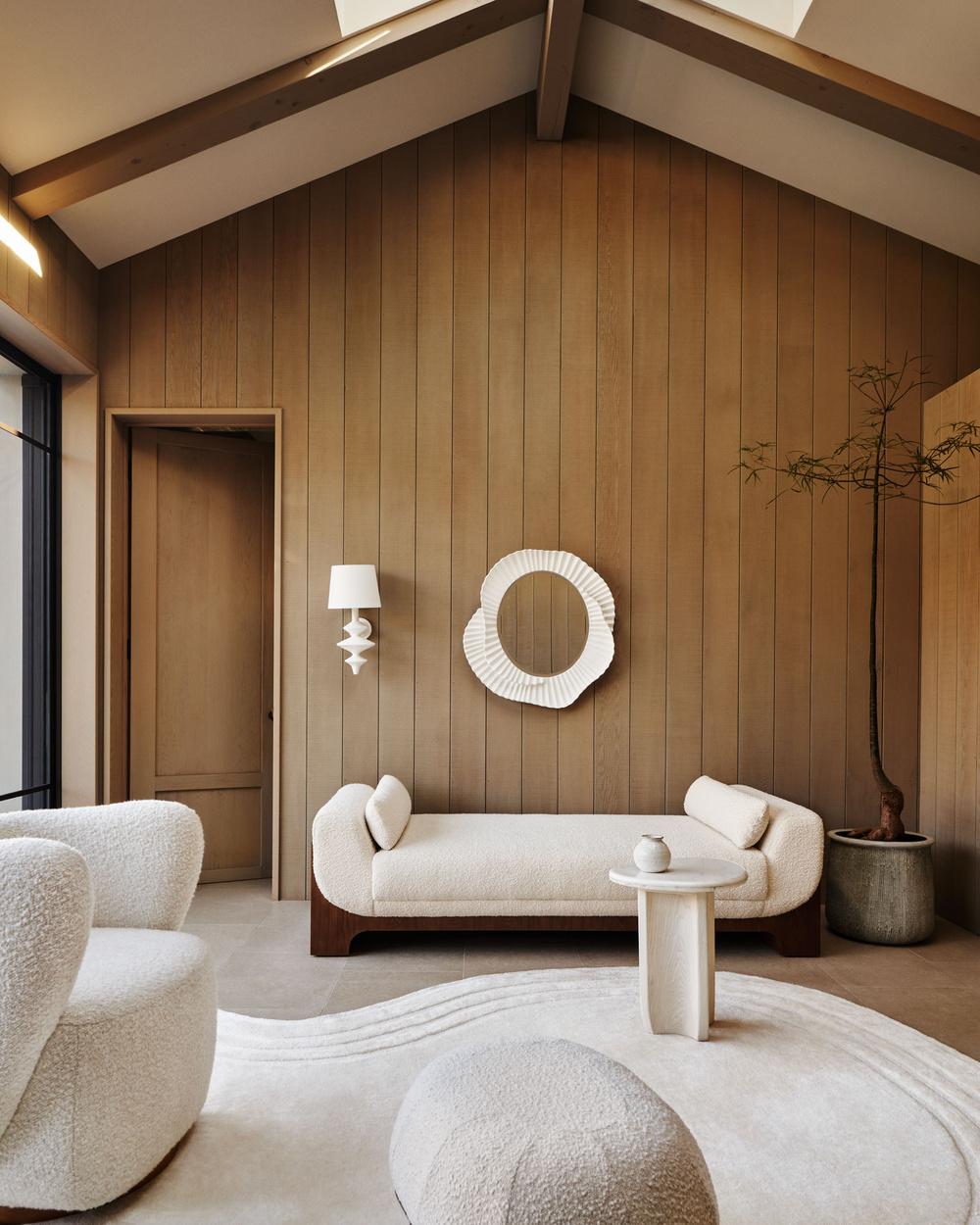 ANTHROPOLOGIE Suite Deluxe