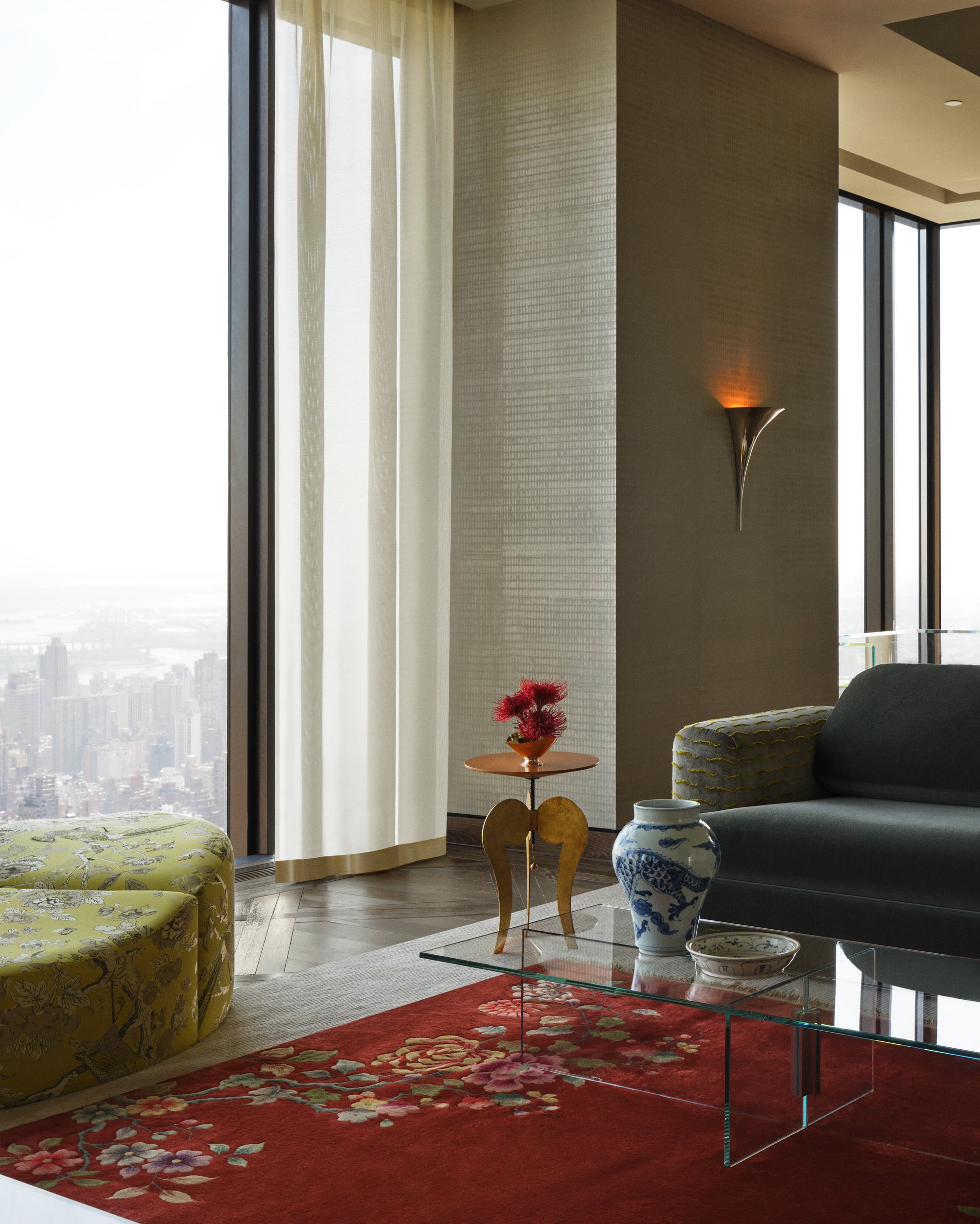 ARCHITECTURAL_01 Suite Deluxe