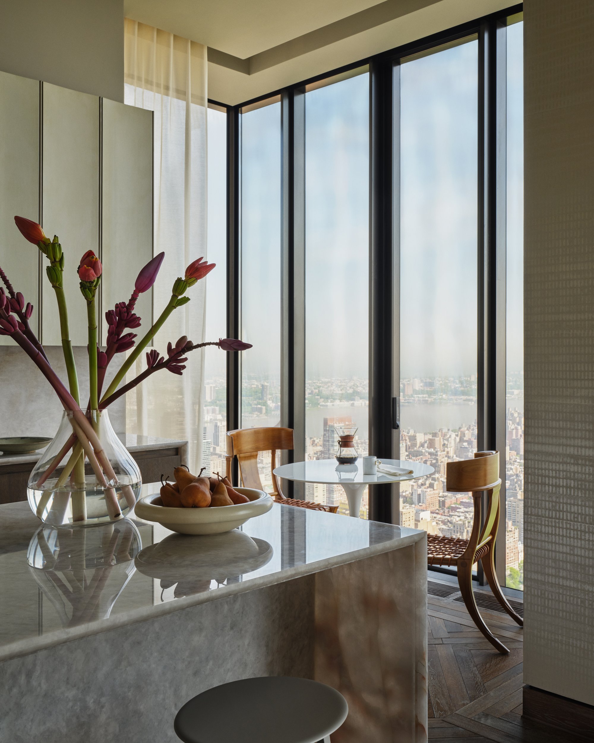 ARCHITECTURAL_01 Suite Deluxe