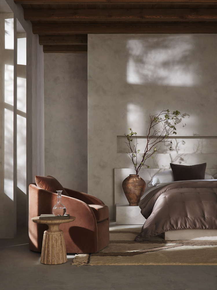 BANANA_REPUBLIC Suite Deluxe